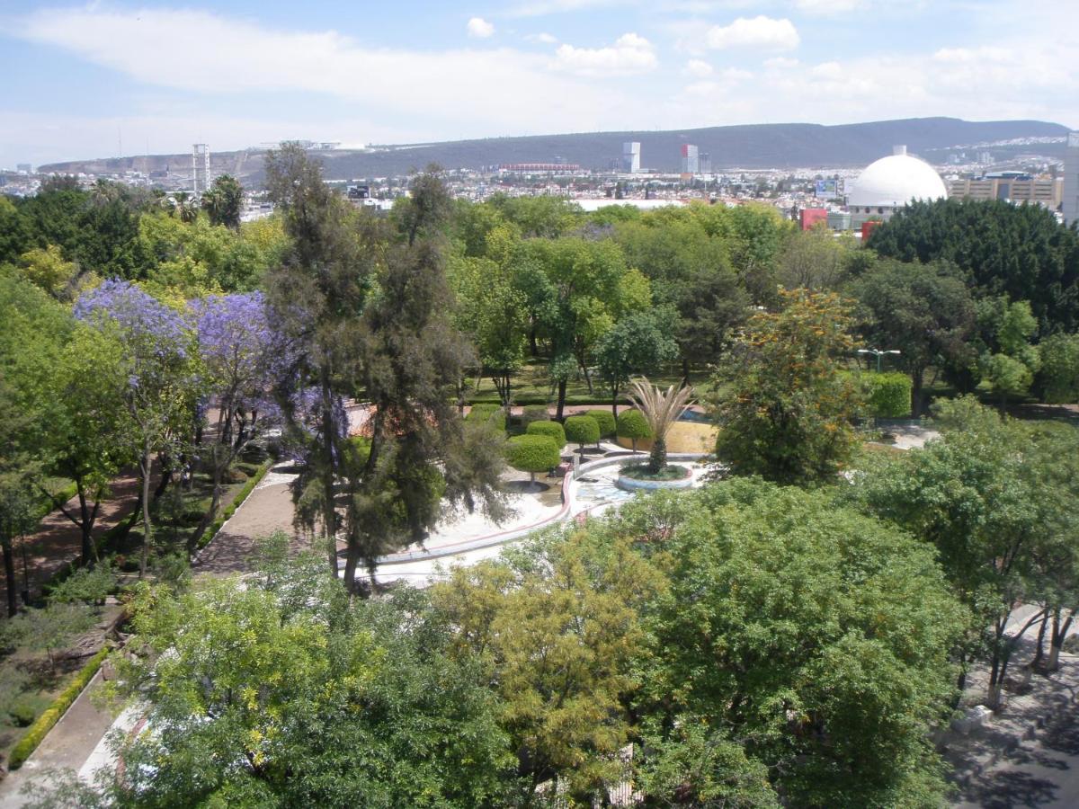 Hotel Amberes Queretaro Exterior photo